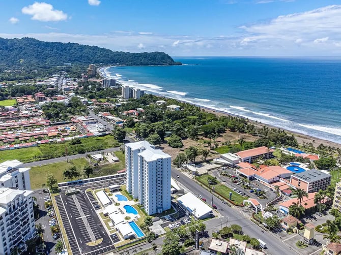 Viva Jacó: What to Know Before You Stay