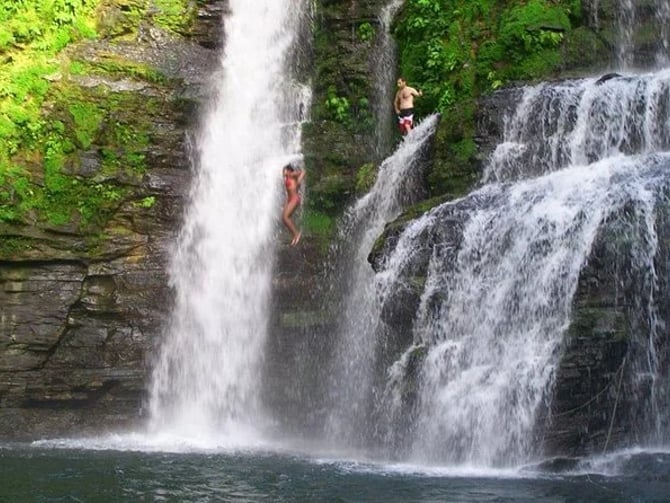 Excursion en quad & découverte des cascades